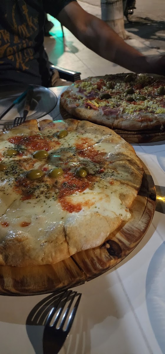 Pizzeria Y Sándwicheria Noi-7